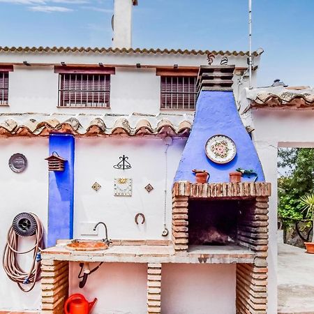 3 Bedroom Awesome Home In Rute Exterior photo