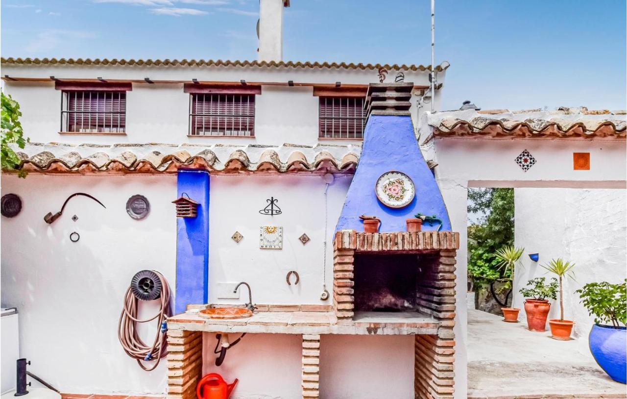 3 Bedroom Awesome Home In Rute Exterior photo