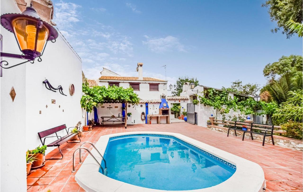 3 Bedroom Awesome Home In Rute Exterior photo