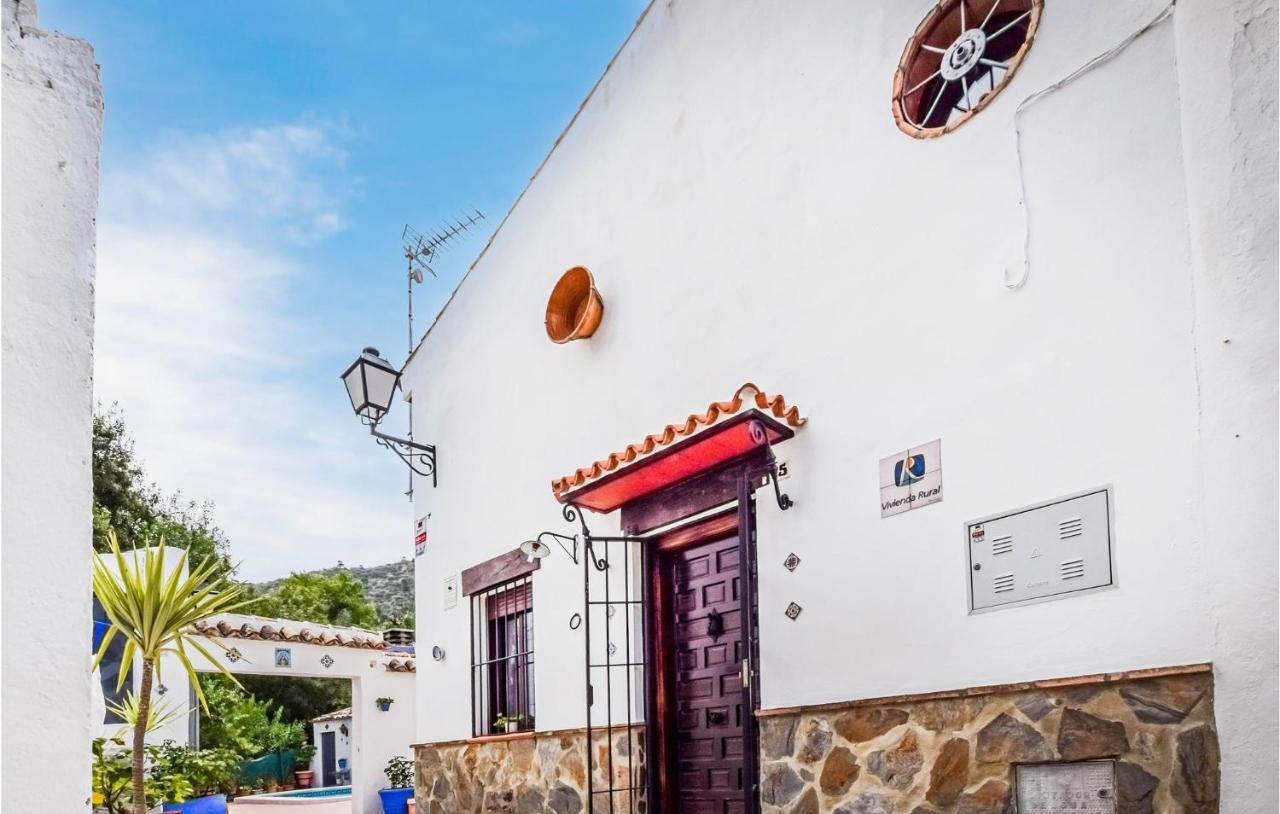 3 Bedroom Awesome Home In Rute Exterior photo